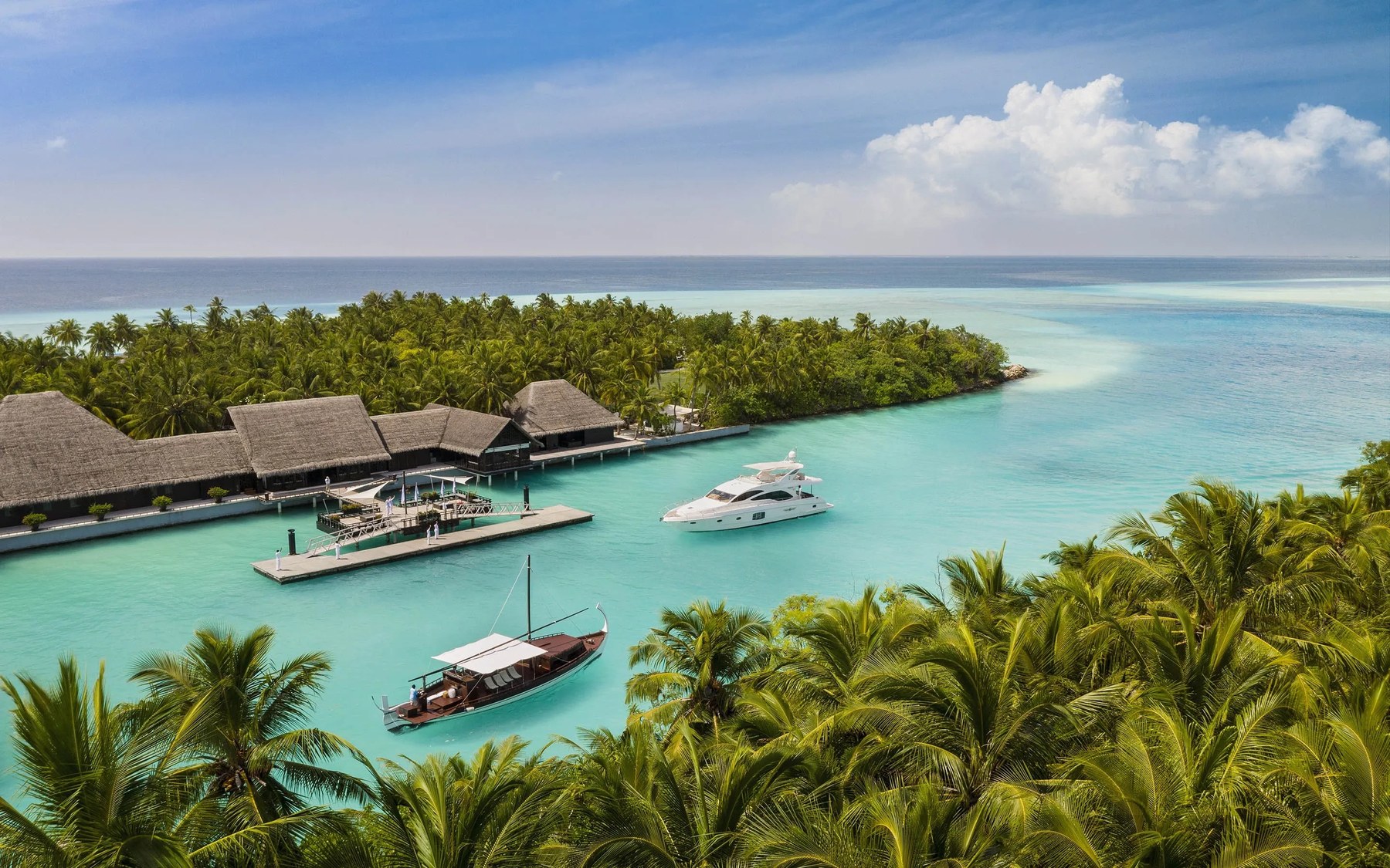 One&Only Reethi Rah — lush island with yacht jetty, North Malé Atoll